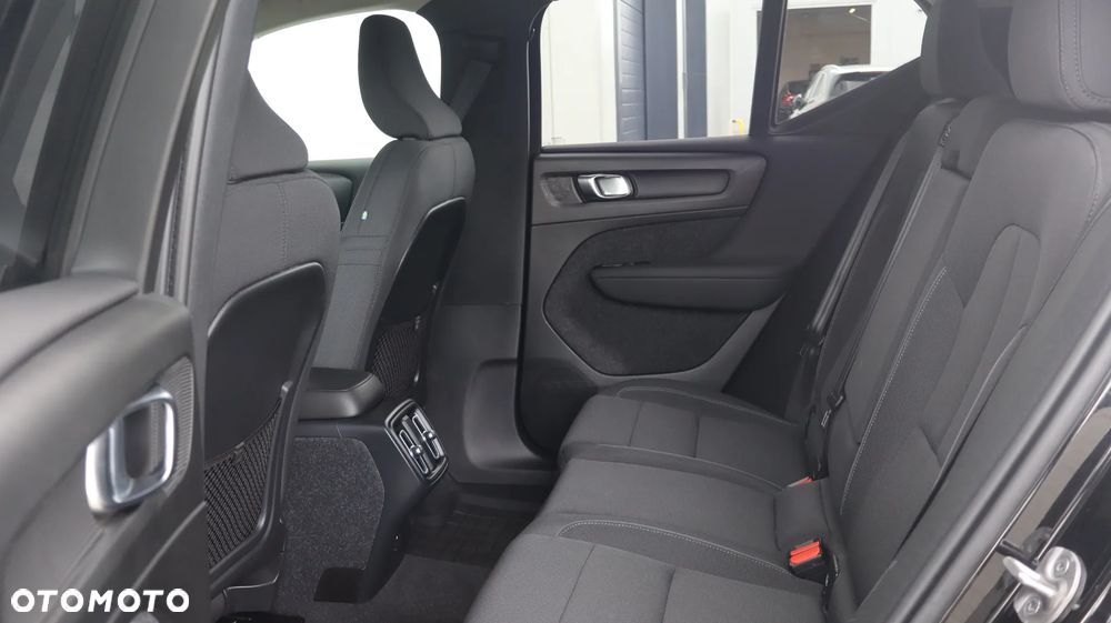 Volvo XC 40 T3 Momentum Pro - 15