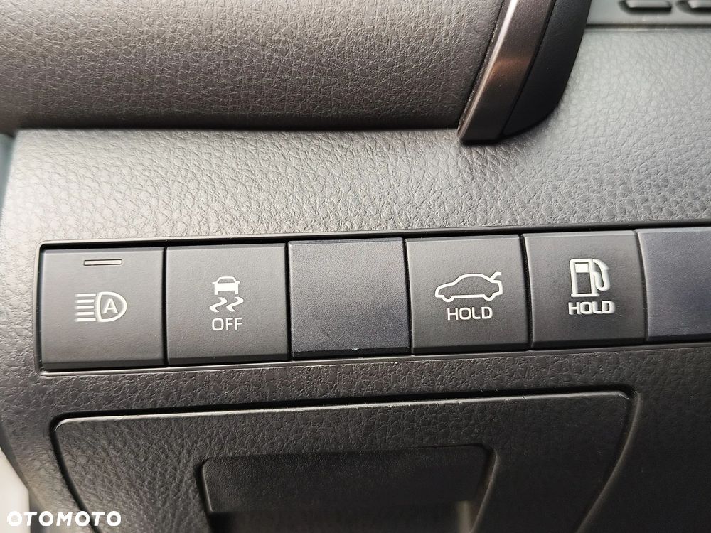 Toyota Camry 2.5 Hybrid Executive CVT - 21