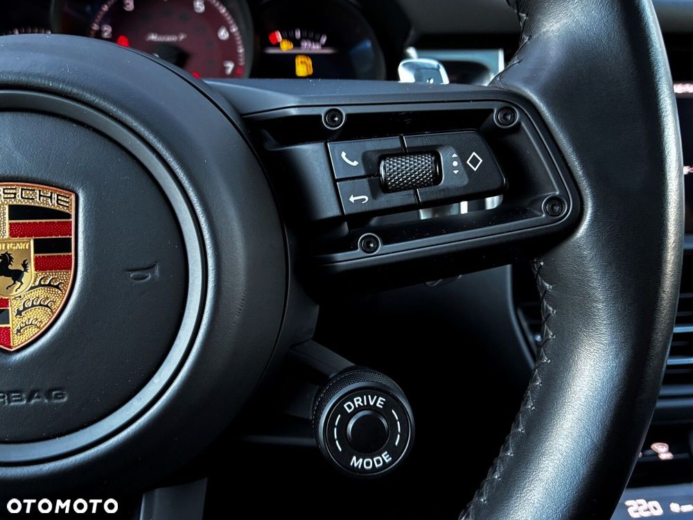 Porsche Macan - 27