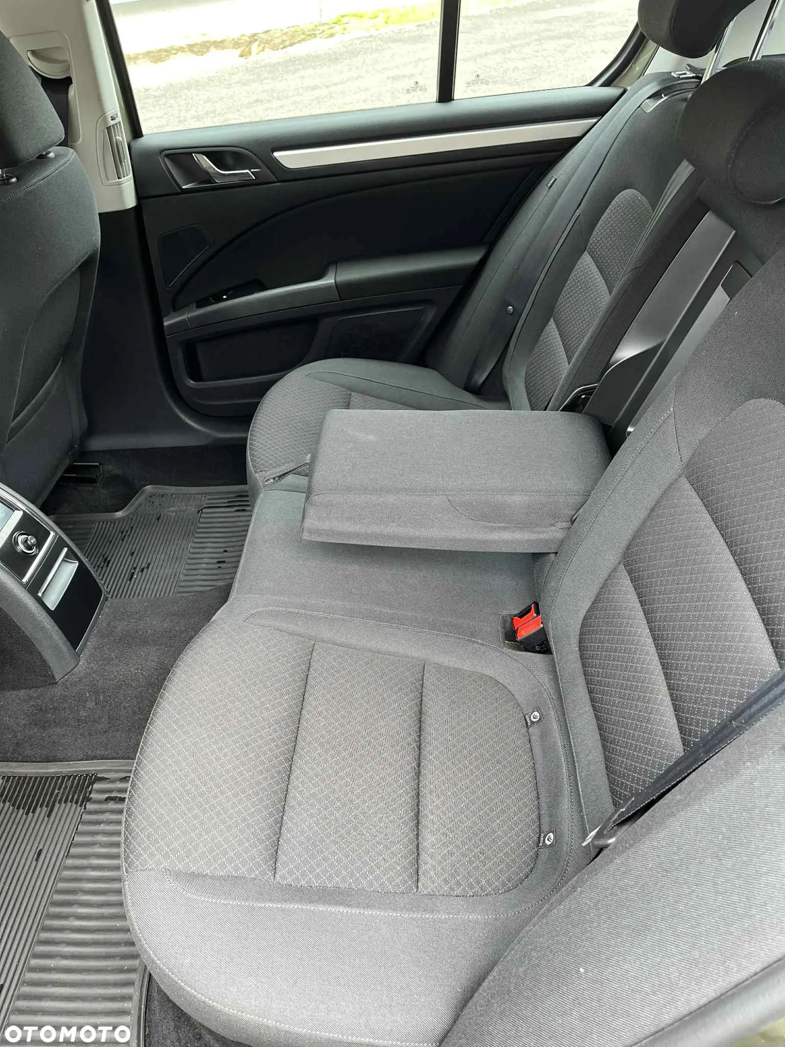 Skoda Superb 2.0 TSI Ambition DSG - 14