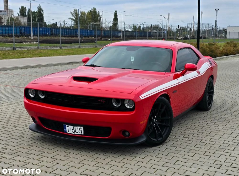 Dodge Challenger ver-5-7-r-t - 16