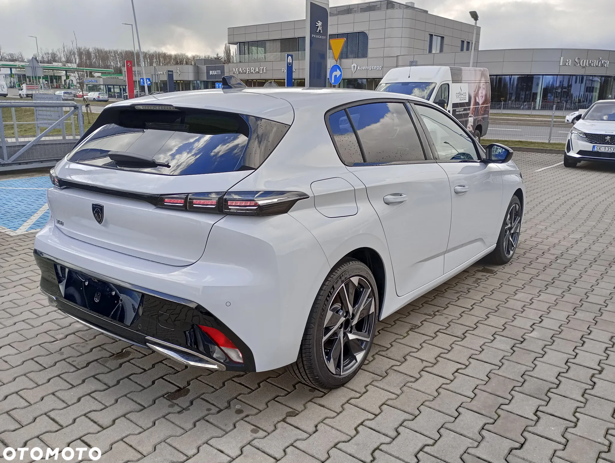Peugeot 308 1.5 BlueHDi Allure S&S EAT8 - 6