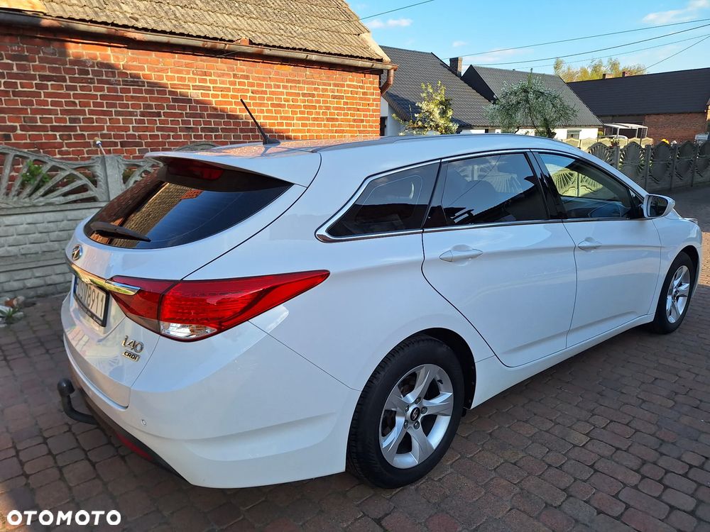 Hyundai i40 1.7 CRDi Comfort + - 38