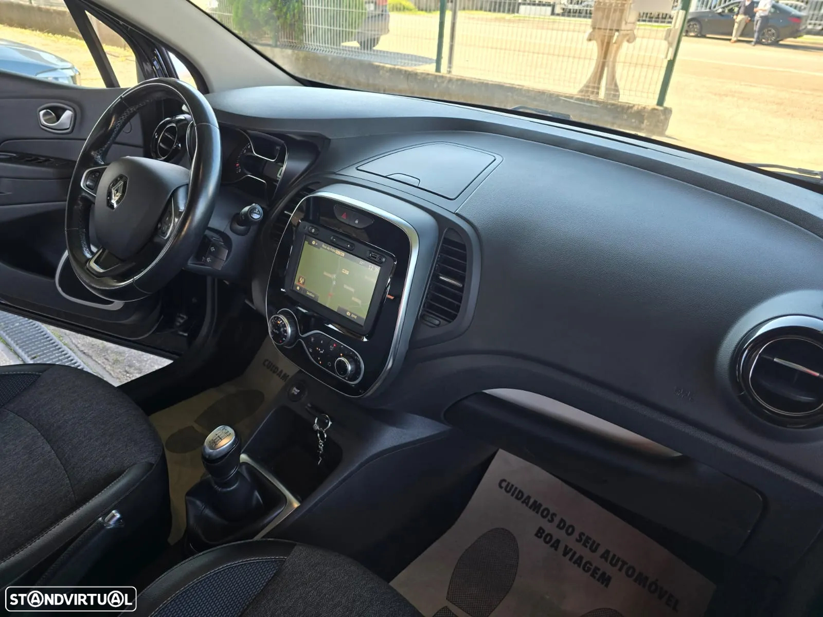 Renault Captur 1.3 TCe Exclusive - 29