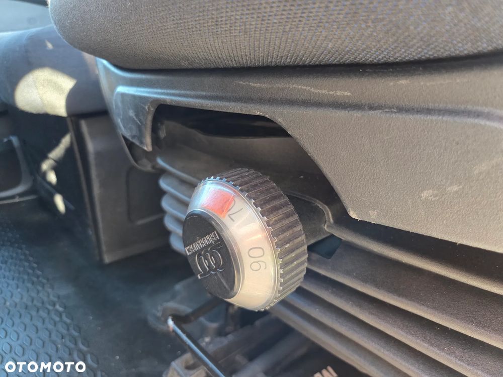 Iveco 40C18 *klima 3.0 - 25