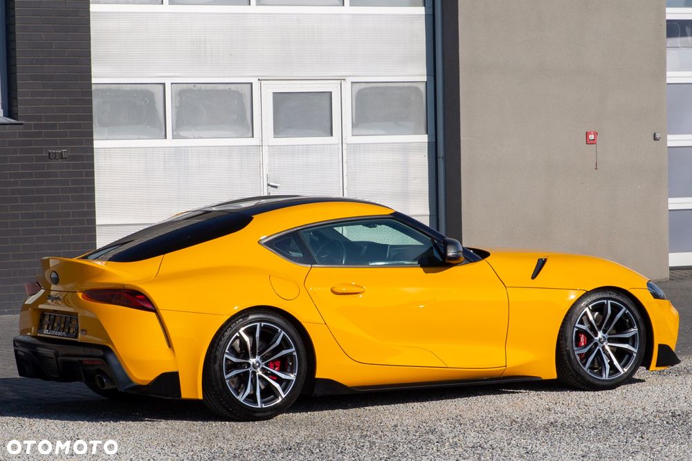 Toyota Supra - 8
