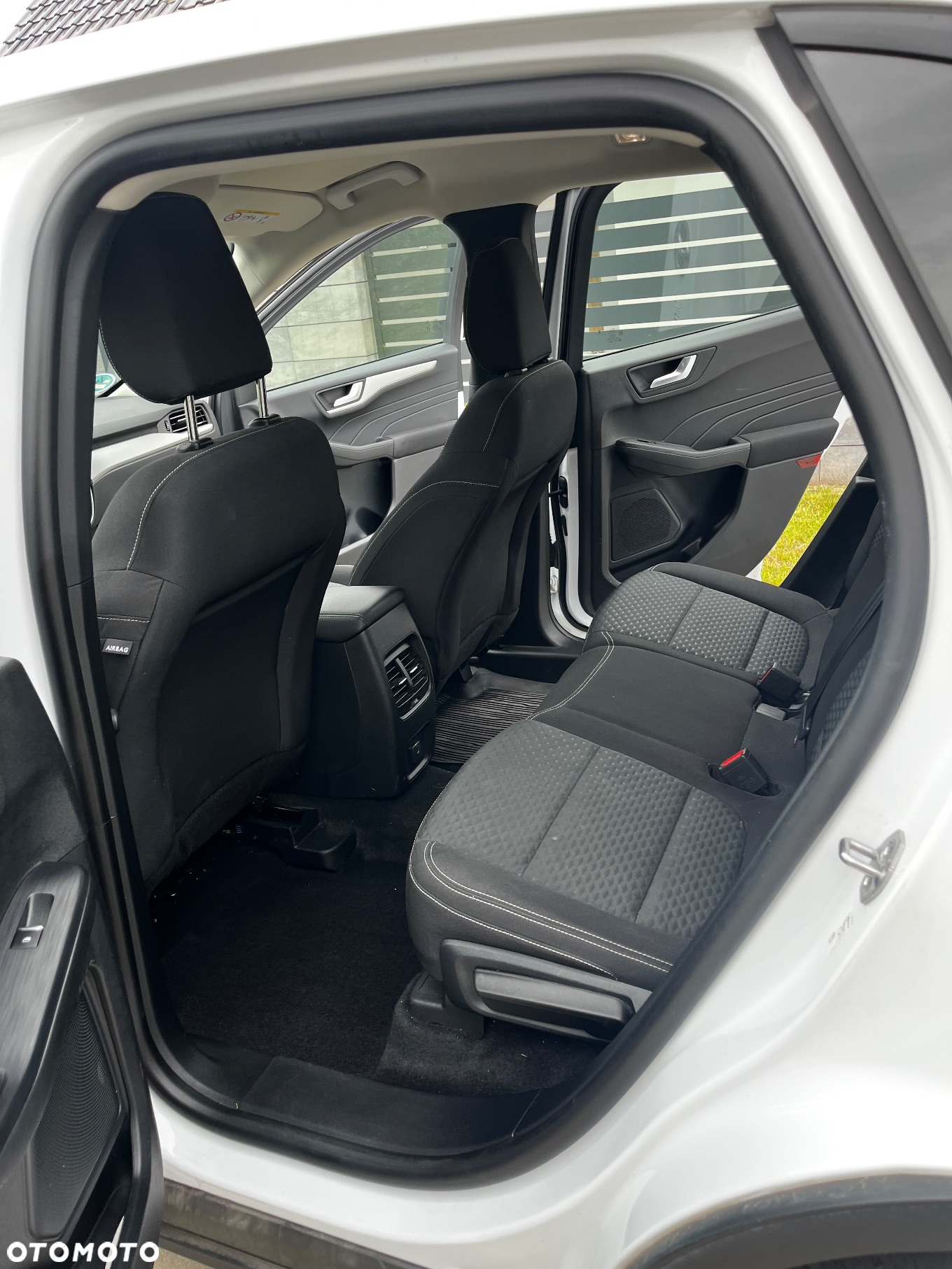 Ford Kuga - 18