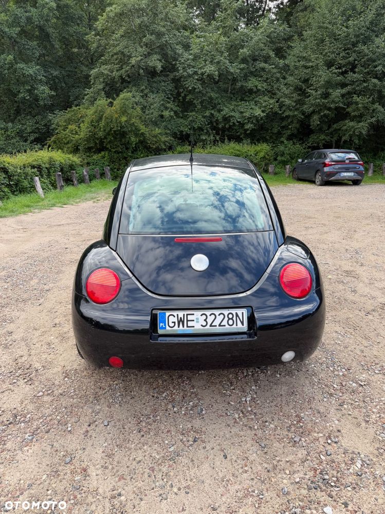 Volkswagen New Beetle - 6