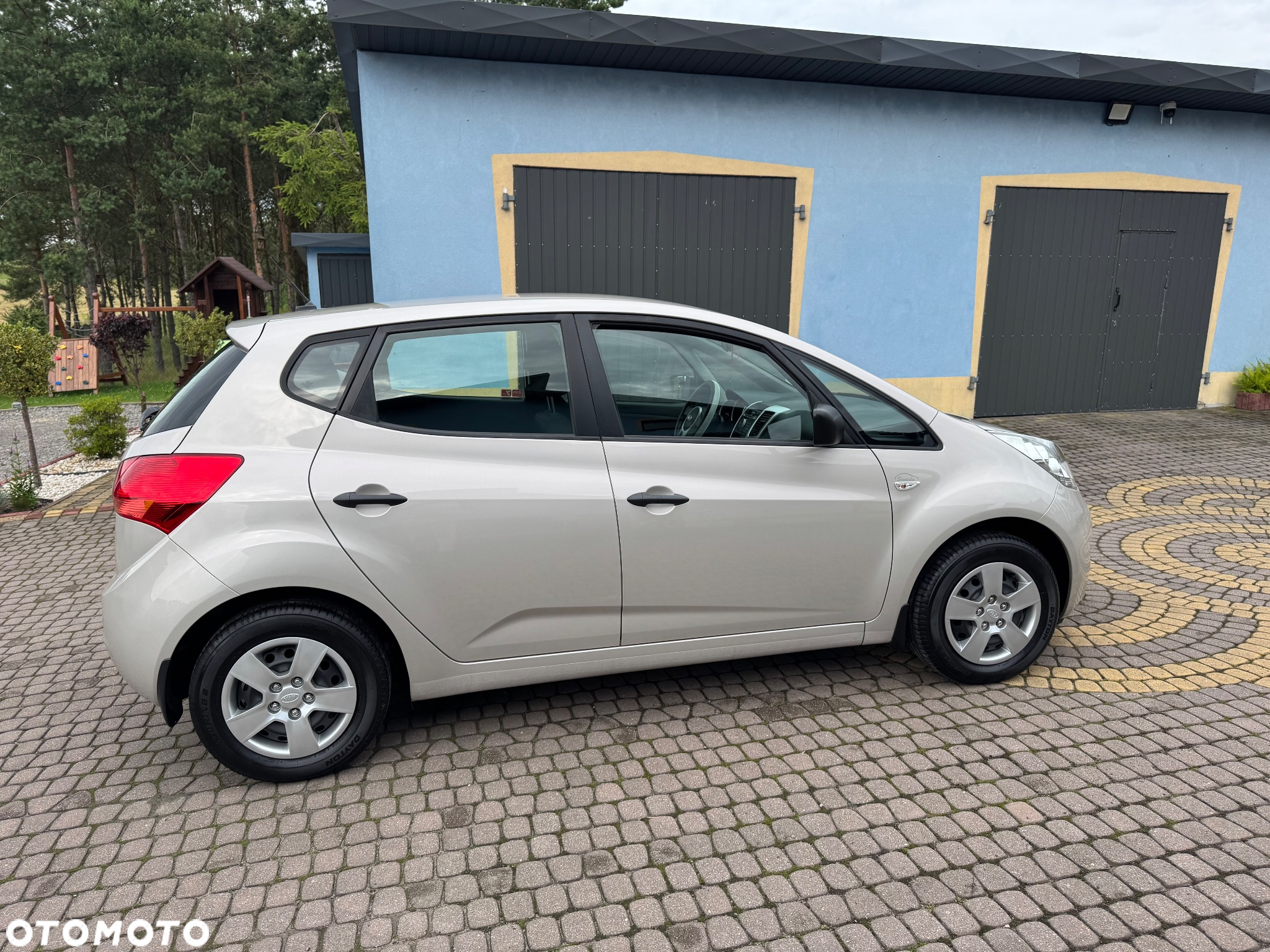 Kia Venga - 14