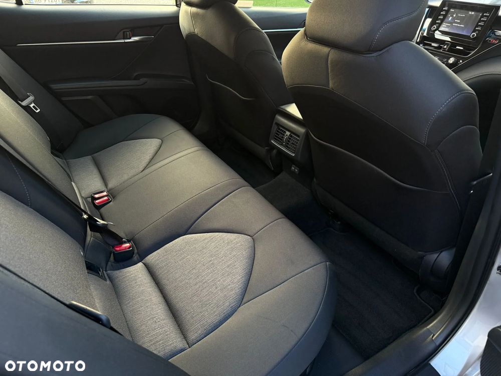 Toyota Camry 2.5 Hybrid Comfort CVT - 14