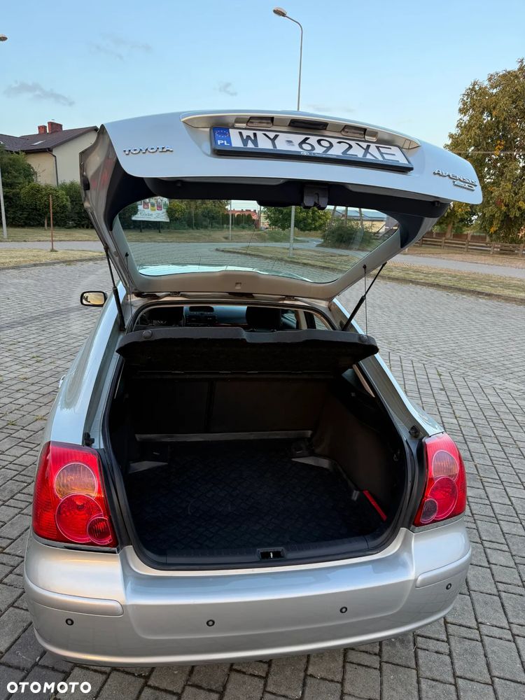 Toyota Avensis 2.0 VVT-i Automatik Executive - 6