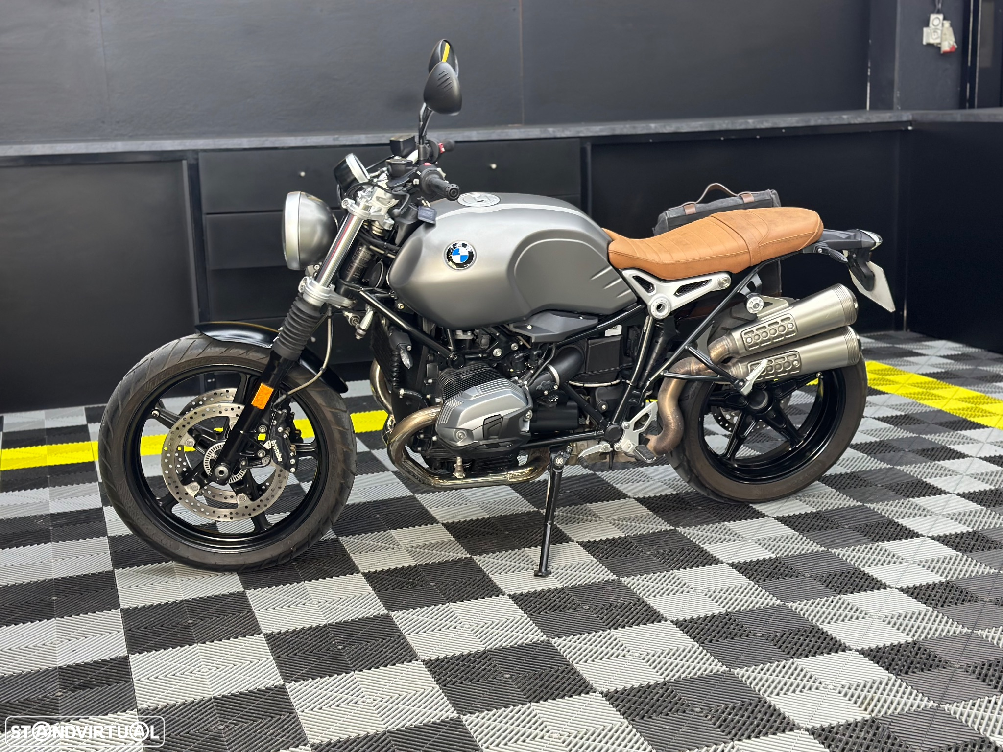 BMW R nineT - 3