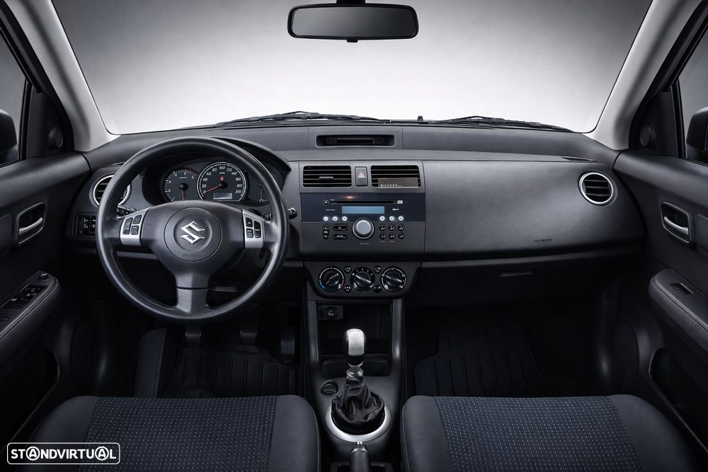 Suzuki Swift 1.3 DDiS GLX - 3