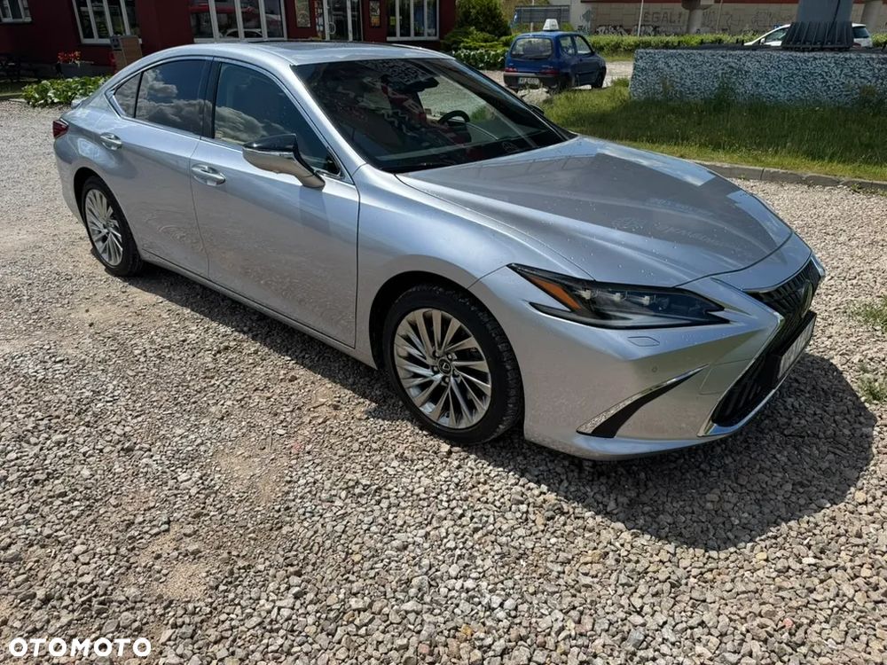 Lexus ES 300h Prestige - 2