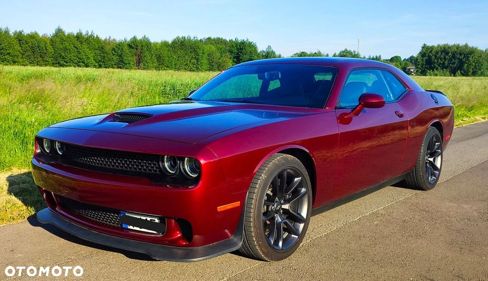 Dodge Challenger - 2