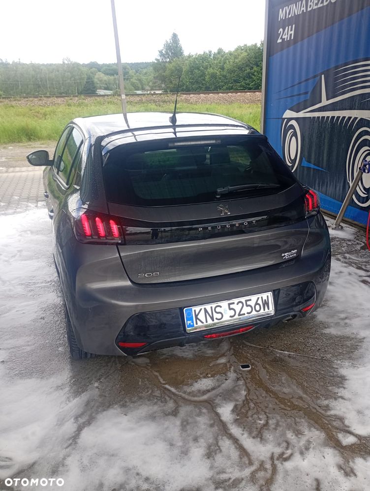 Peugeot 208 - 7