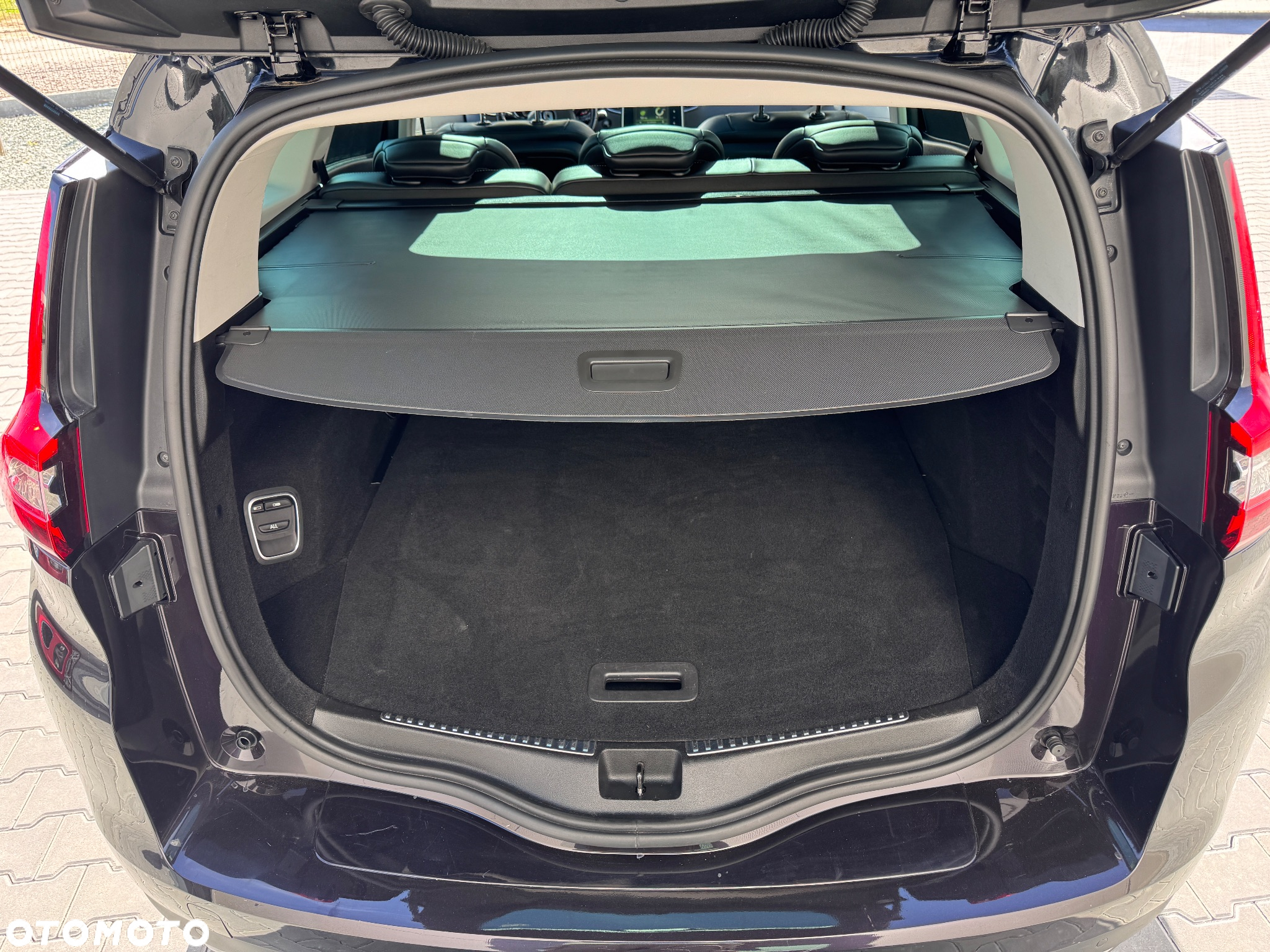 Renault Grand Scenic ENERGY dCi 160 EDC INITIALE PARIS - 30