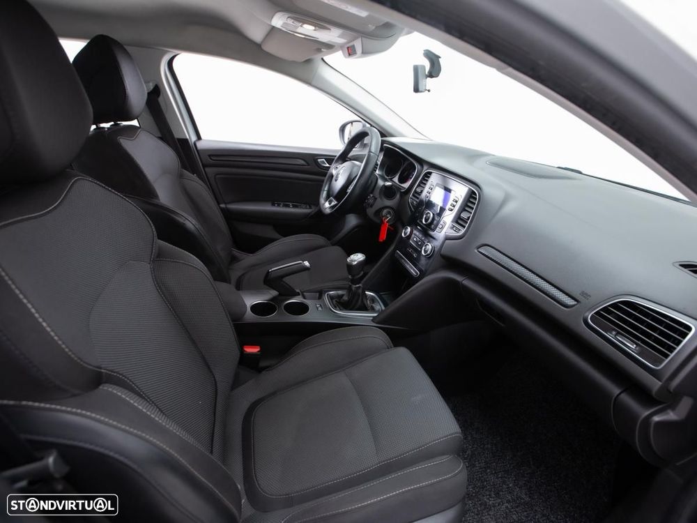 Renault Mégane 1.5 Blue dCi Zen - 9