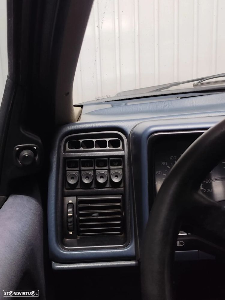 Ford Sierra 2.0 i Ghia GLS - 10
