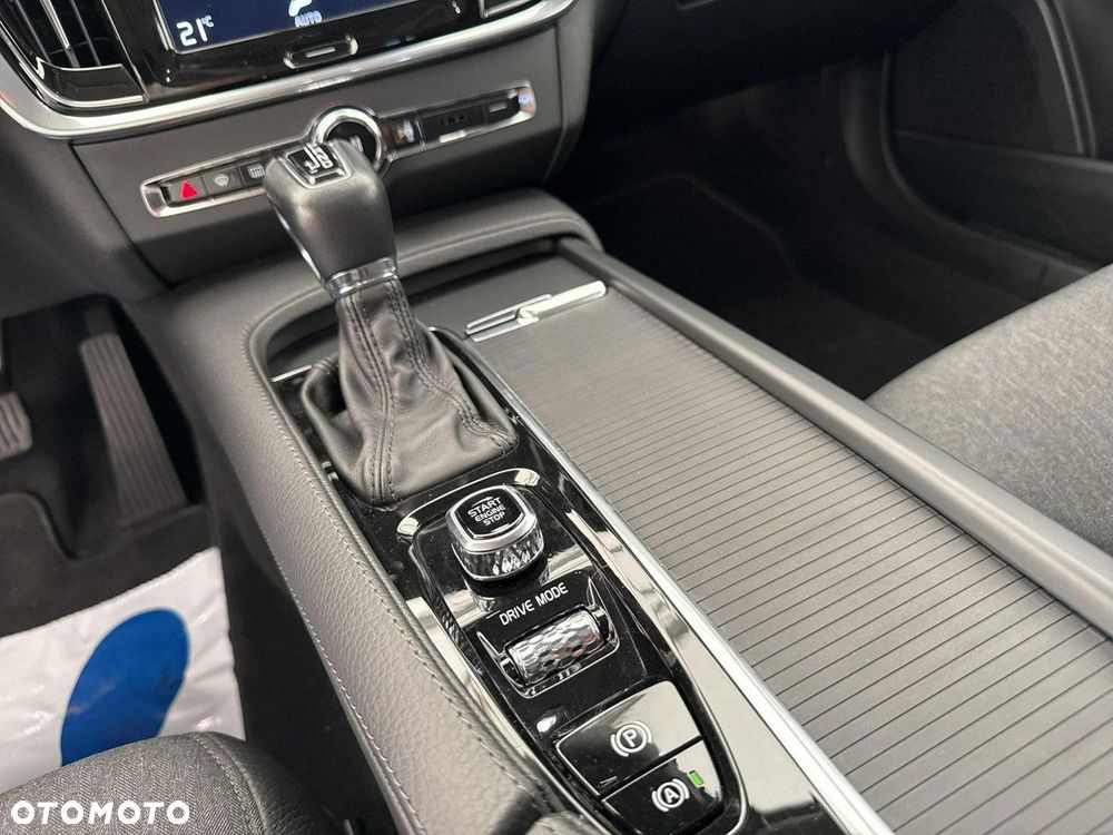 Volvo V90 - 17