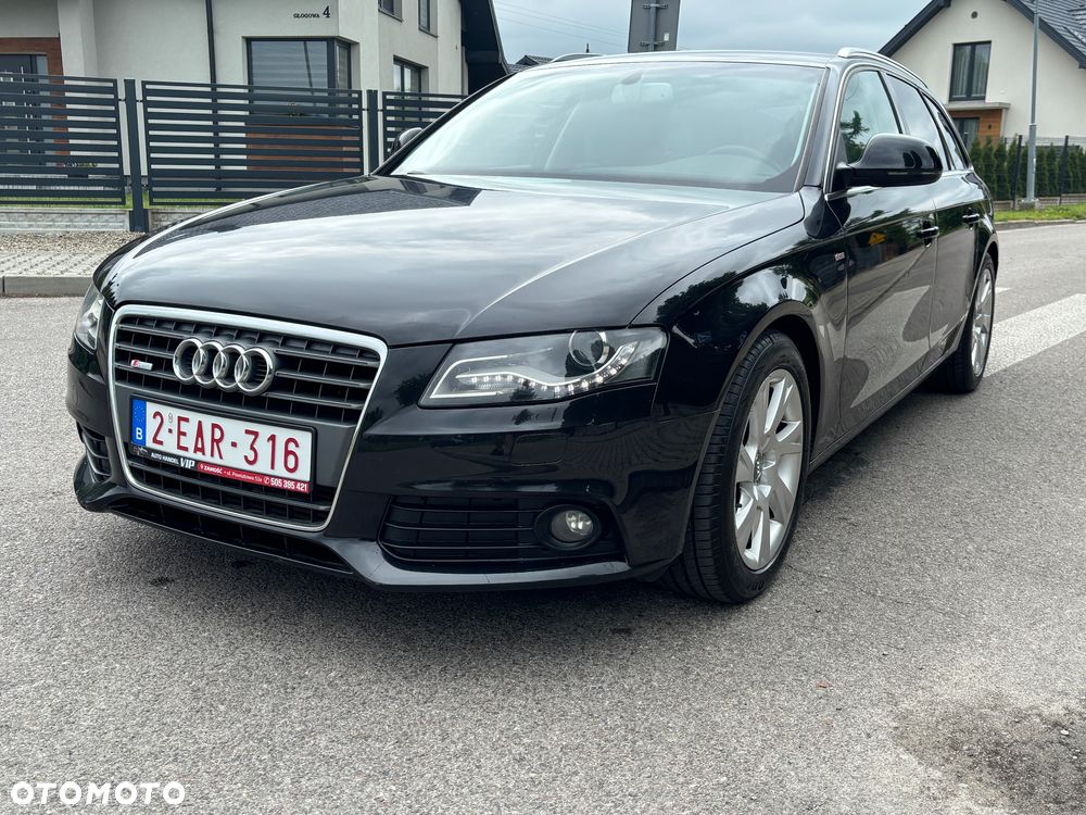 Audi A4 Avant 2.0 TDI DPF S line Sportpaket - 4