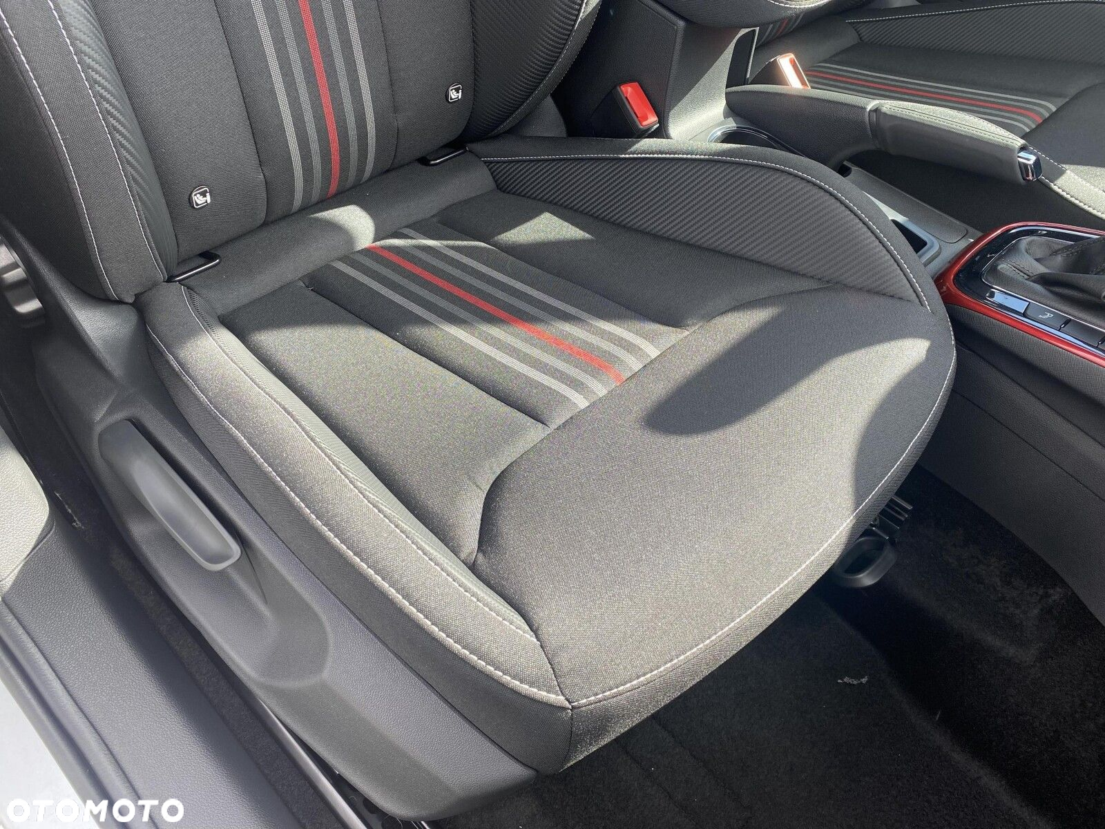Skoda Fabia 1.0 TSI Monte Carlo DSG - 37