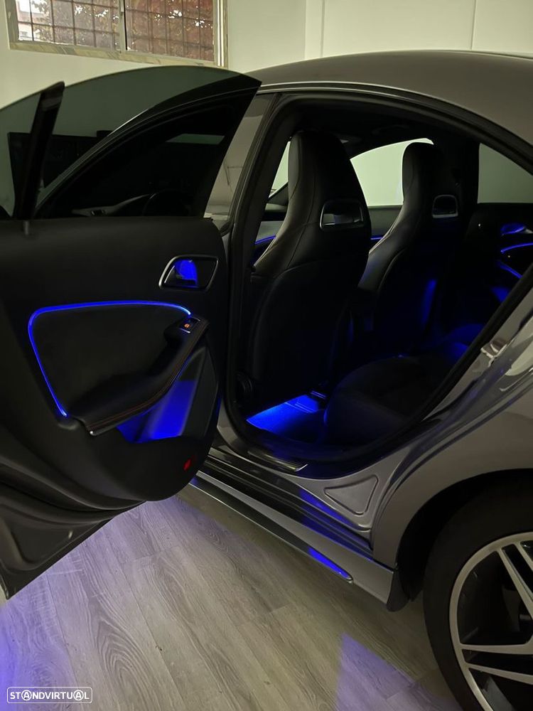 Mercedes-Benz CLA 180 - 12