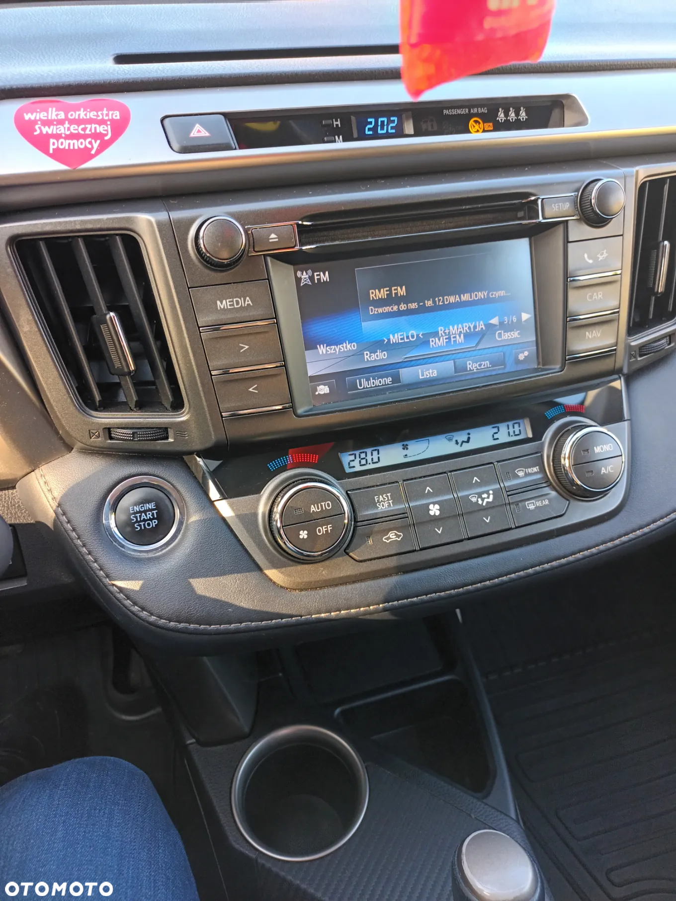 Toyota RAV4 - 6