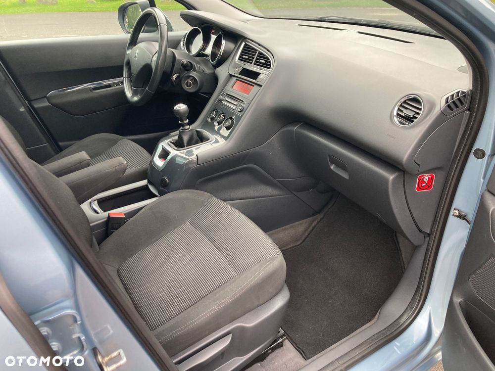 Peugeot 5008 - 7
