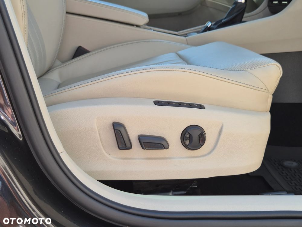 Skoda Superb 2.0 TSI 4x4 L&K DSG - 14