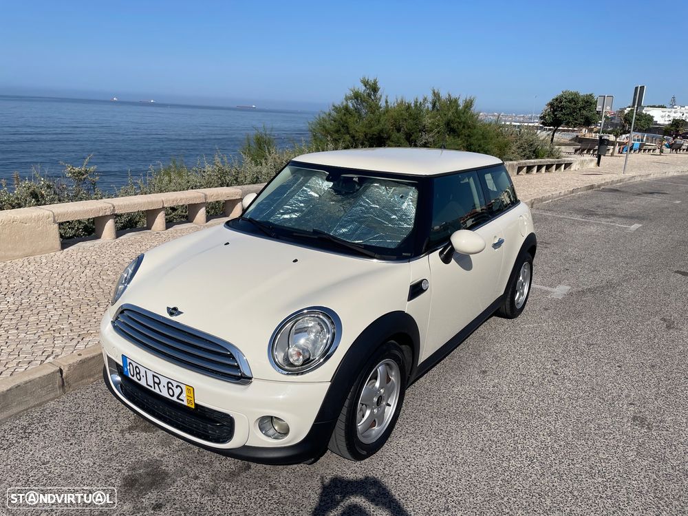 MINI 3 Portas One D - 1