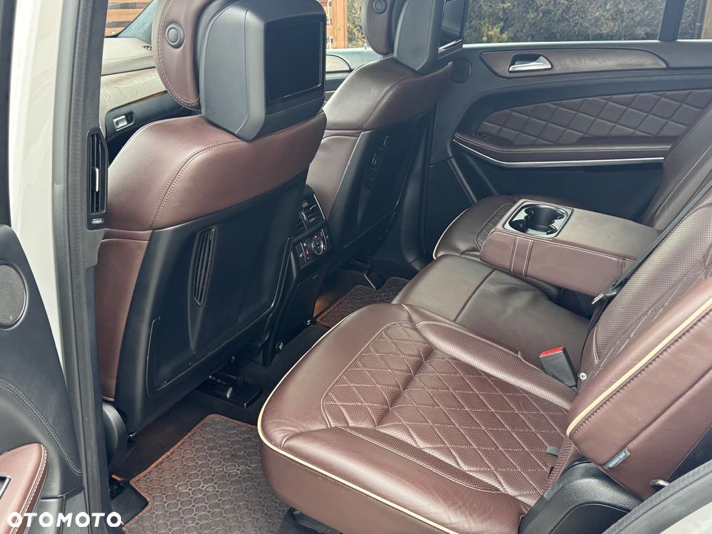 Mercedes-Benz GL - 21