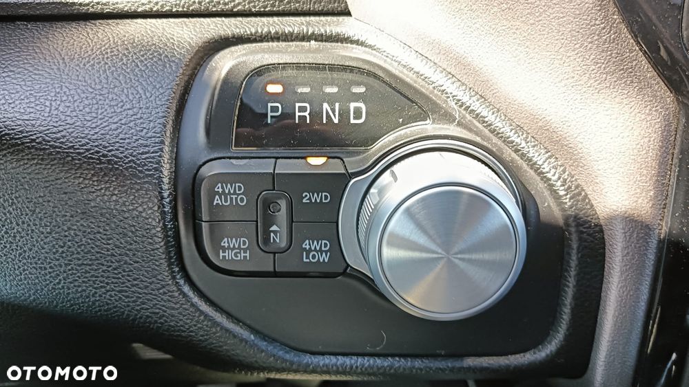 RAM 1500 5.7 Quad Cab Longbed Laramie Sport - 32
