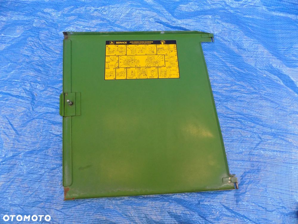 John Deere seria 6000, 6600 6800 6900 osłona drzwiczki  boczna silnika maski kratka prawa - 3