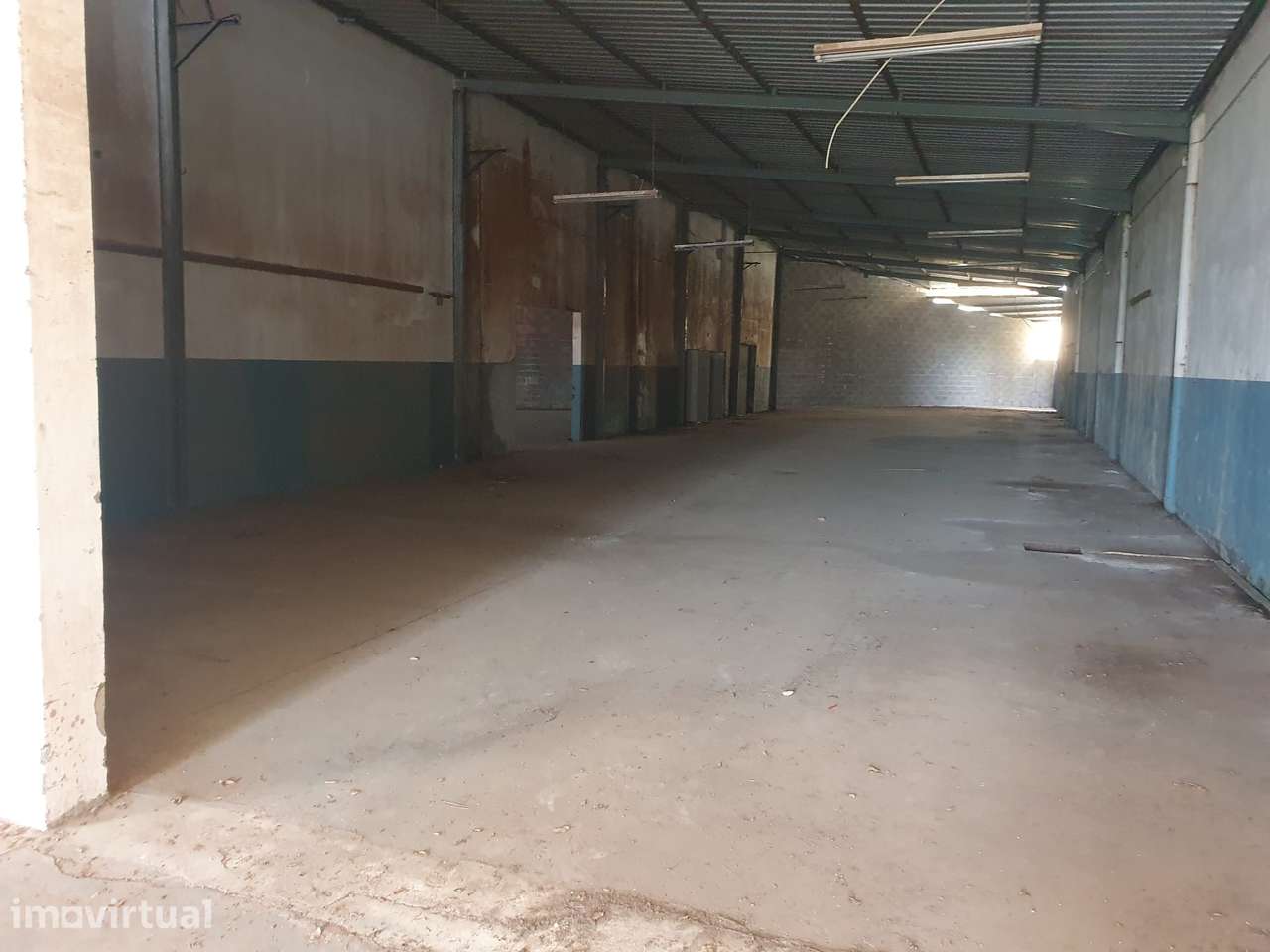 Armazém  Arrendamento em Juncal,Porto de Mós - Grande imagem: 3/11