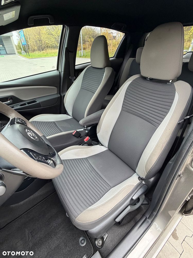 Toyota Yaris - 31