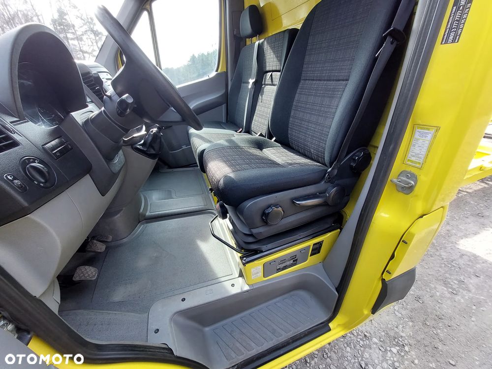 Mercedes-Benz Sprinter - 6