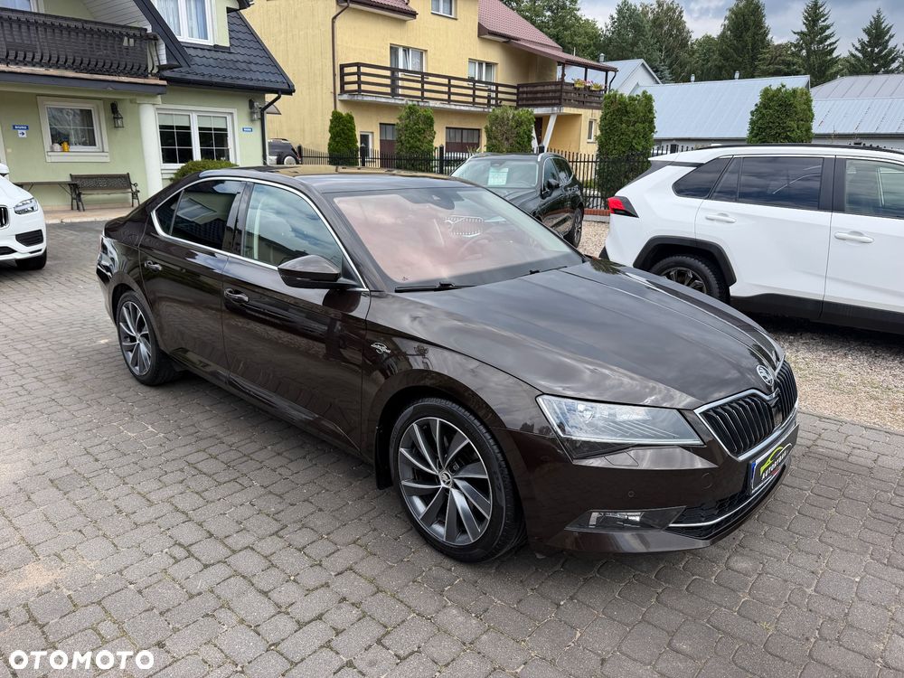 Skoda Superb 2.0 TDI L&K DSG - 2