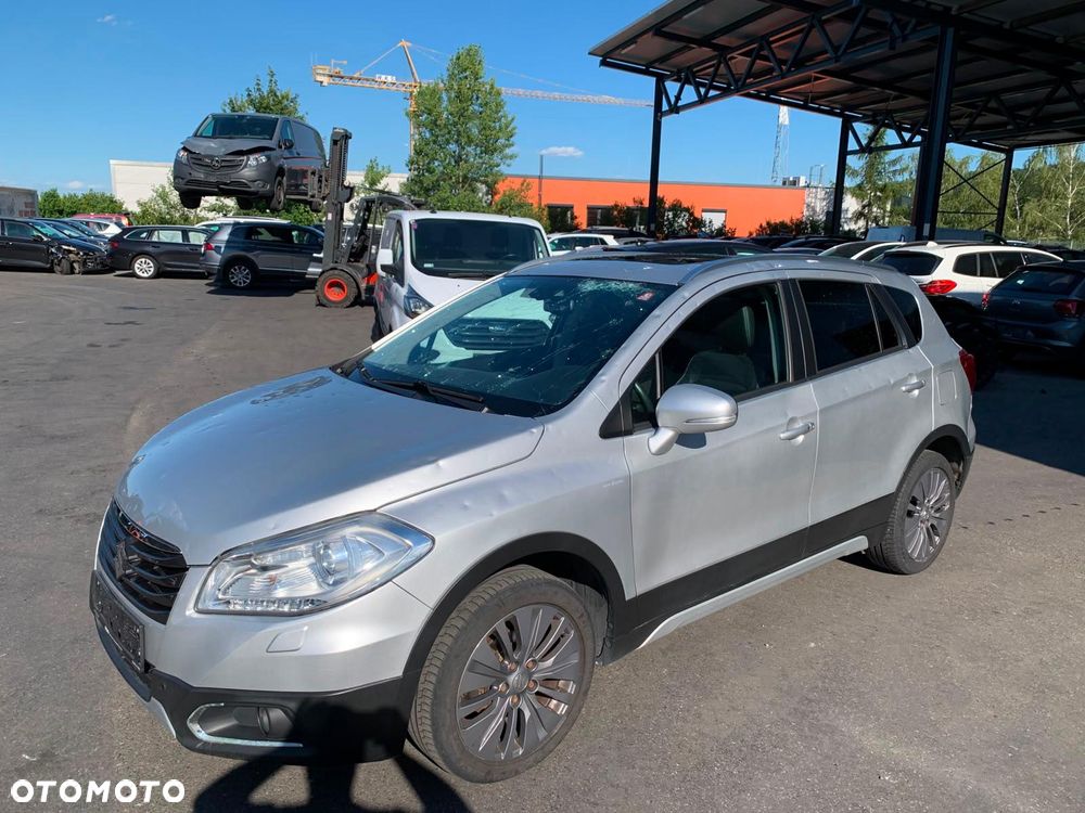 Suzuki SX4 S-Cross 1.6 DDiS Premium Plus 4WD - 8