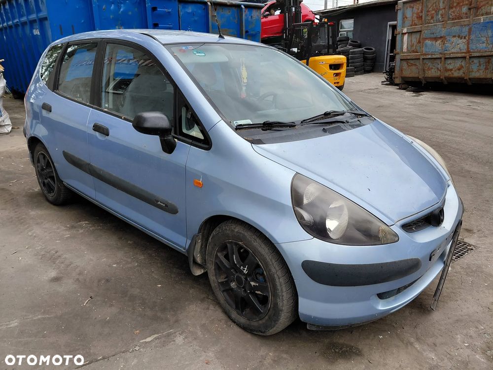 Na części: Honda Jazz  Rok 2002 Pojemność 1339 Moc 61 kw Benzyna - 1