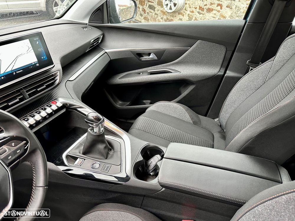 Peugeot 3008 PureTech 130 Stop & Start GPF Active - 19