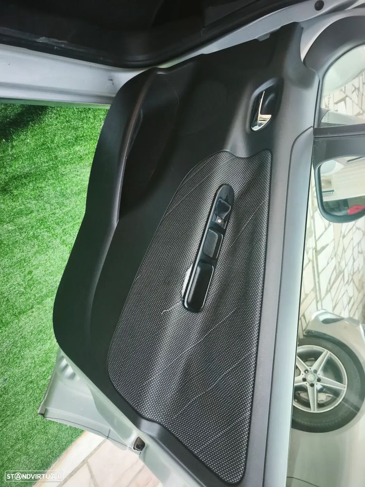 Peugeot 207 SW 1.4 SE Sportium - 11