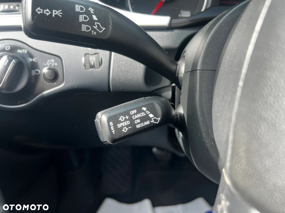 Audi A4 Avant 2.0 TDI 120g DPF Attraction - 24