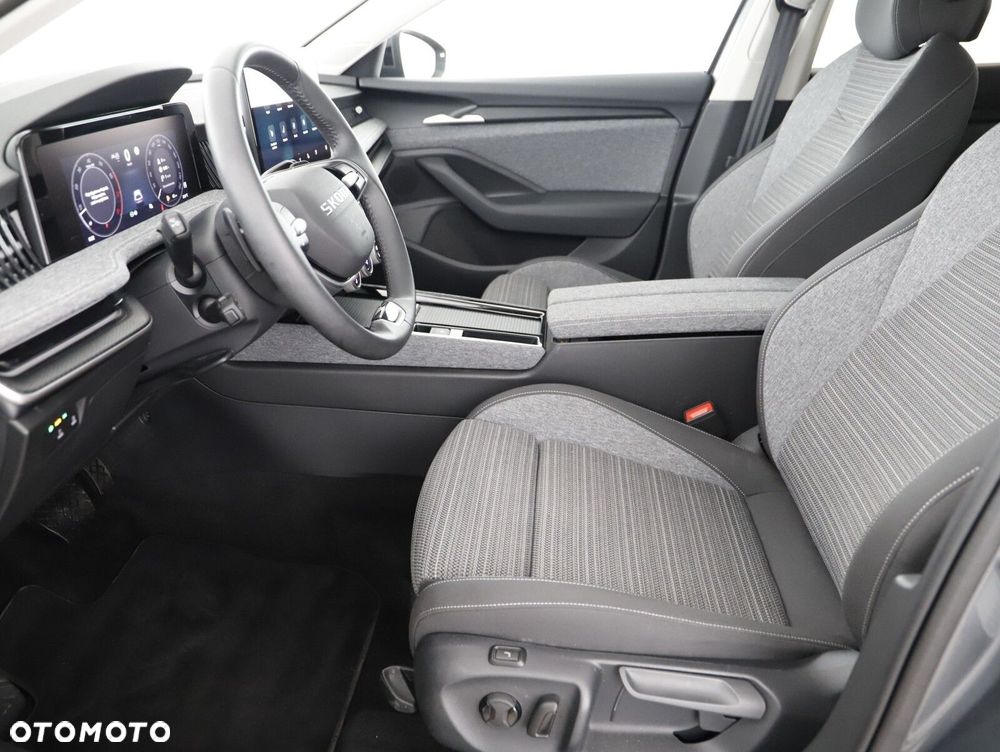 Skoda Superb 2025