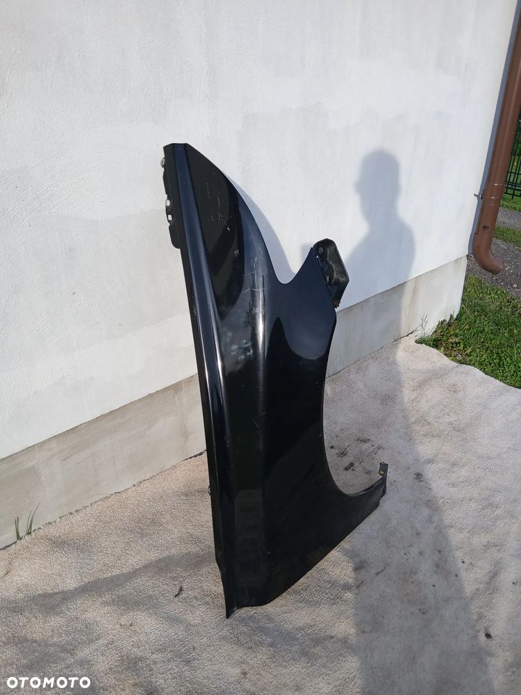 BŁOTNIK PRZEDNI PRAWY VOLVO V50 S40 II ROK 04/12 - 2