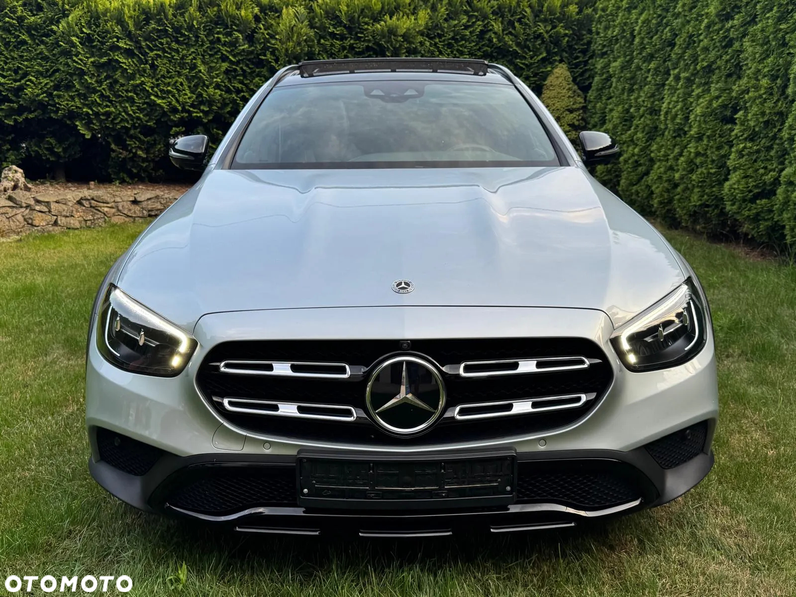 Mercedes-Benz Klasa E 220 d 4-Matic All-Terrain Avantgarde - 4