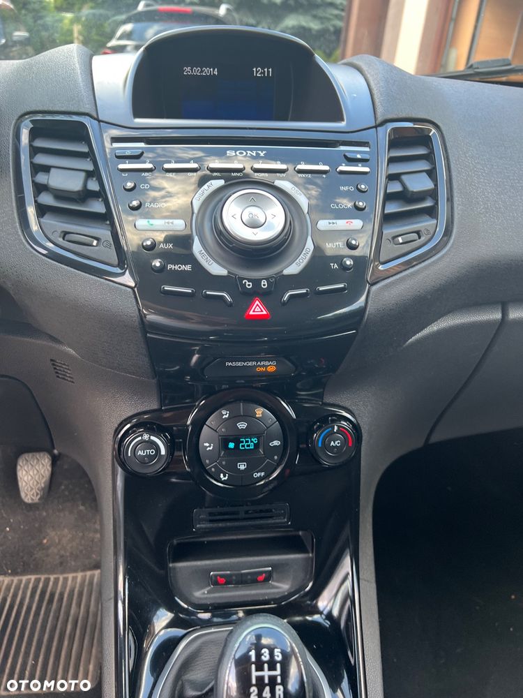 Ford Fiesta 1.6 TDCi Titanium X - 16