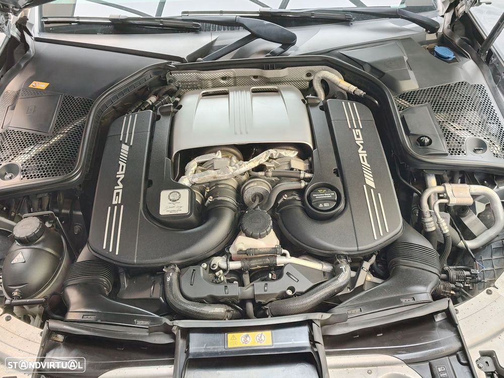 Mercedes-Benz C 63 AMG S - 31