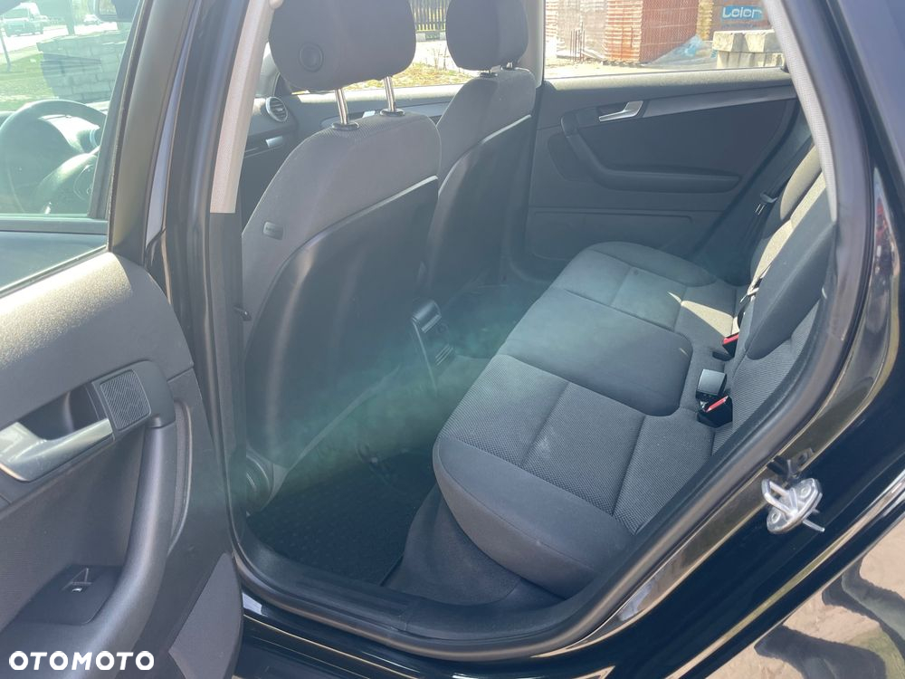 Audi A3 1.6 TDI Ambiente - 10