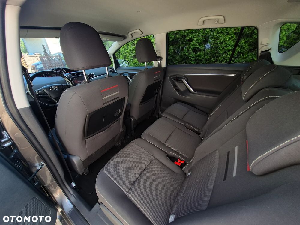 Toyota Verso 1.8 Prestige EU5 MS - 28